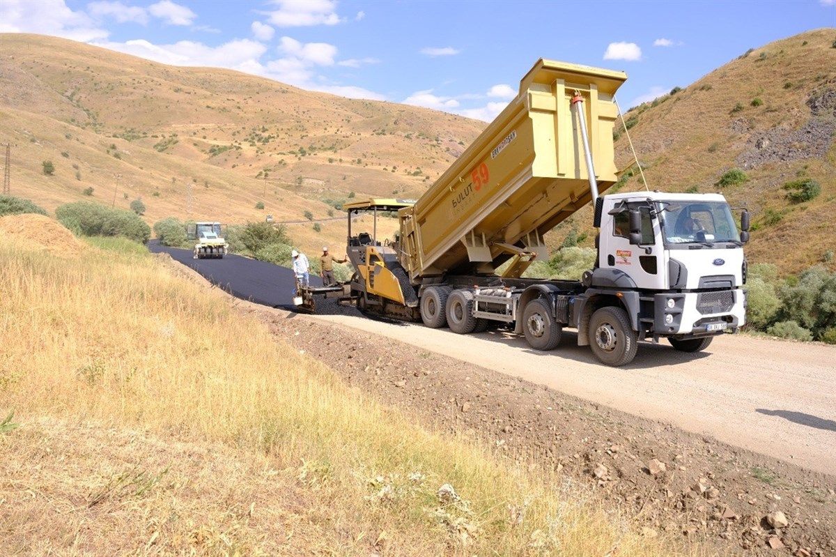 Ağrı'da KÖYDES Yatırımları Sürüyor
