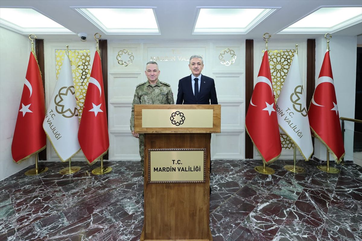 2. Ordu Komutanı'ndan Mardin Valisi'ne ziyaret