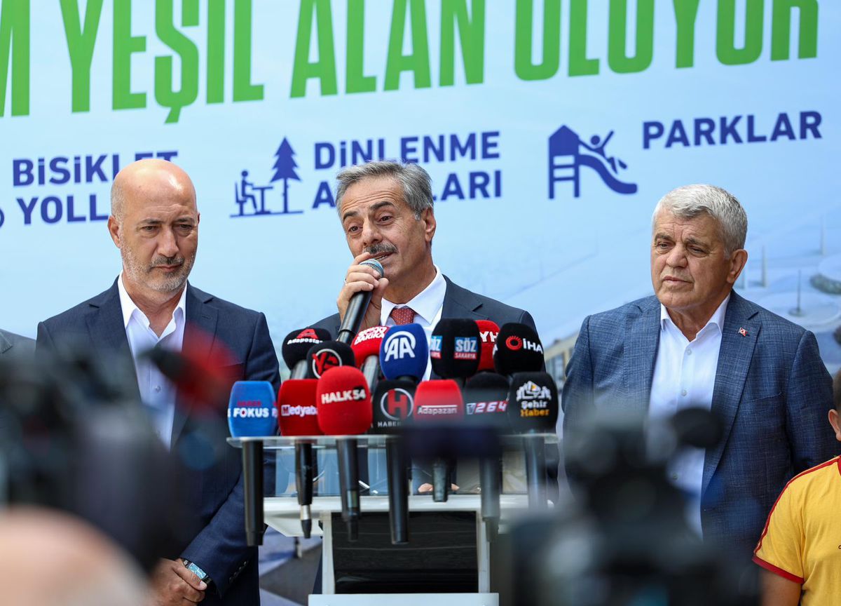 Sakarya’da şehrin merkezini ikiye ayıran tren hattı yer altına alınıyor, üzeri ise yeşil bir yaşam alanı oluyor